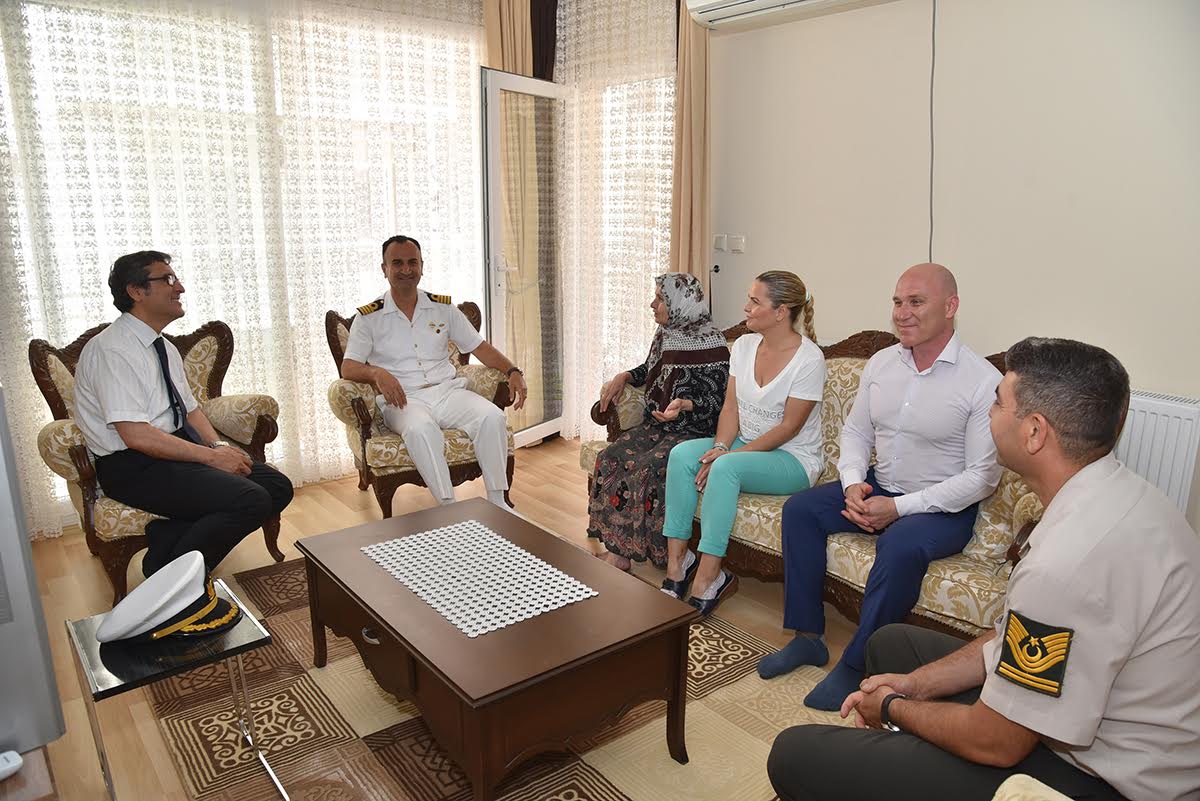 “24 saat şehit ve gazi ailelerimizin emrindeyiz”