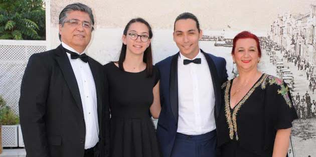 TEVFİK FİKRETLİLER LİSEYE ELVEDA DEDİ