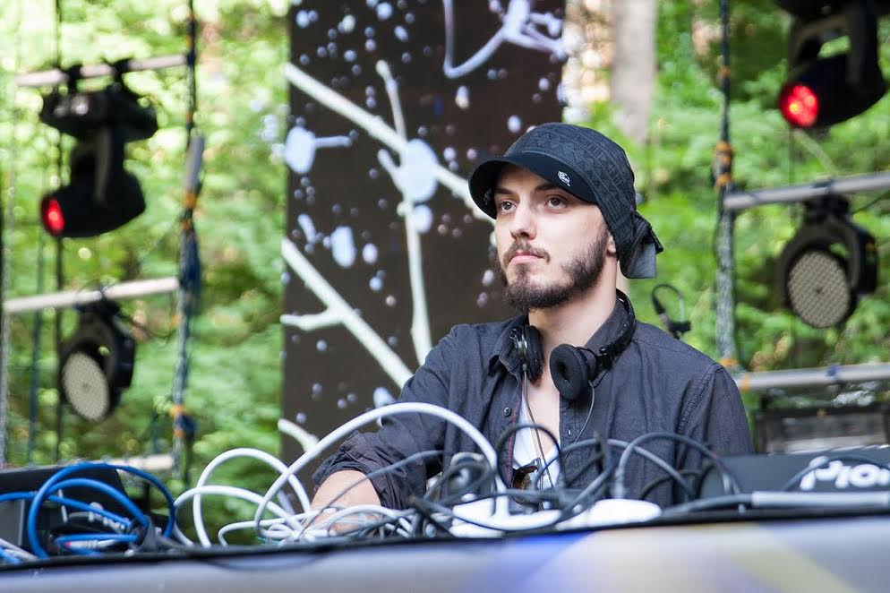 Çeşme, Hey Douglas ile Coşacak...