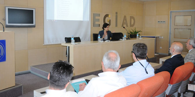 EN REKABETÇİ ÜÇÜNCÜ İL İZMİR