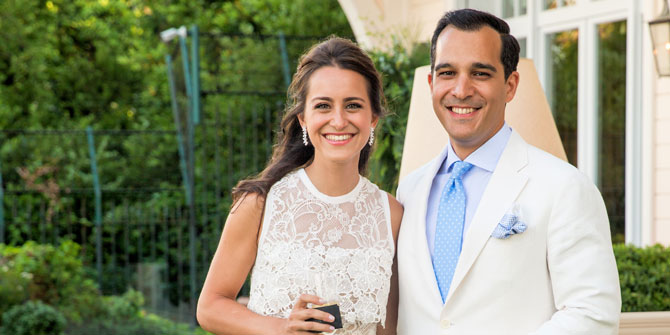 Esra Eczacıbaşı ve Murat Coşkun nişanlandı