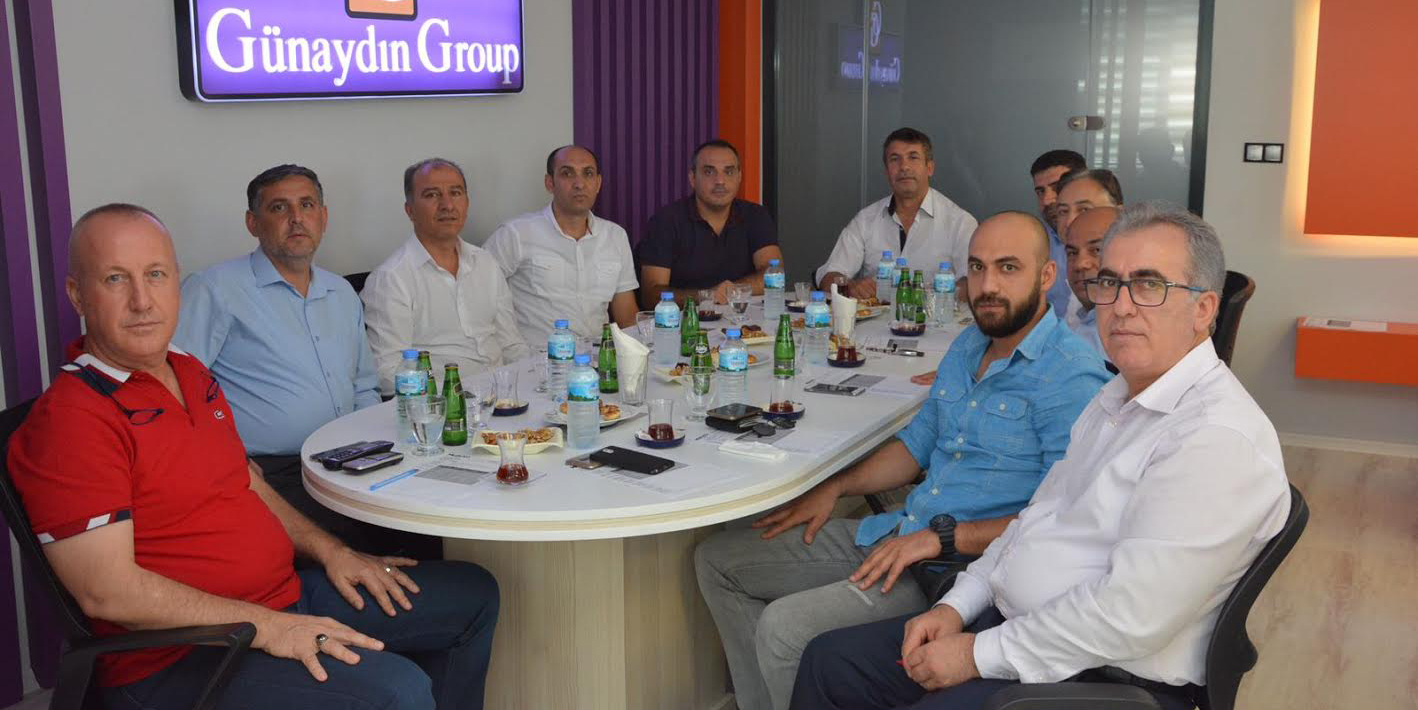 MÜSİAD İzmir Hizmetler Sektörleri Grubu toplandı