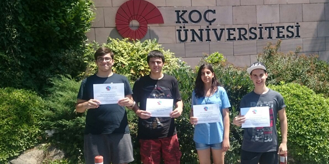 Çamlaraltı Koleji öğrencileri, tatilde de eğitimde