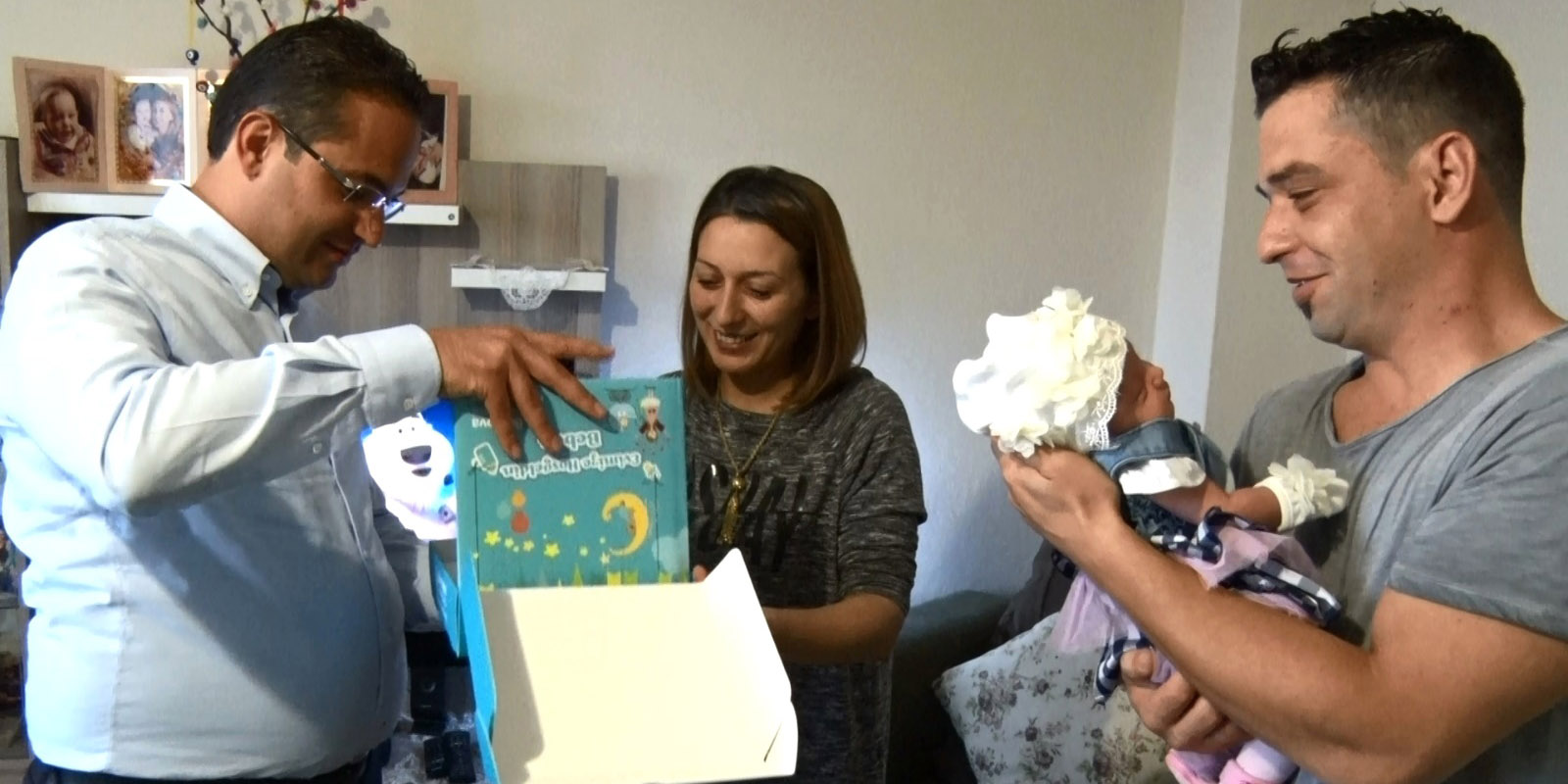 Bornova Ailesinin Yeni Üyelerine Başkan'dan Hediye