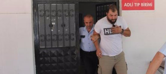 O tişörtü giydi gözaltına alındı