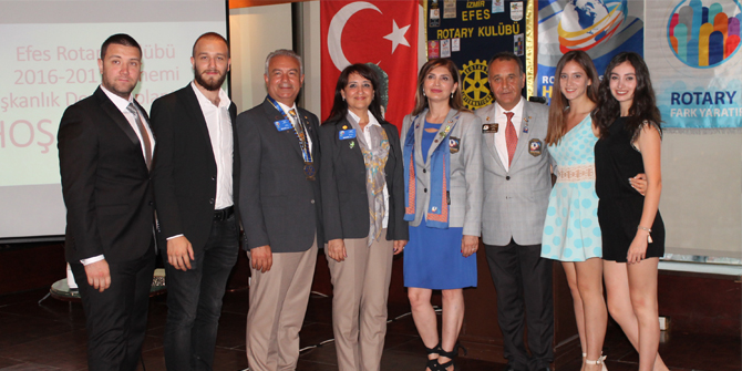 İZMİR EFES ROTARY’DE DİNÇER LAYIK DÖNEMİ