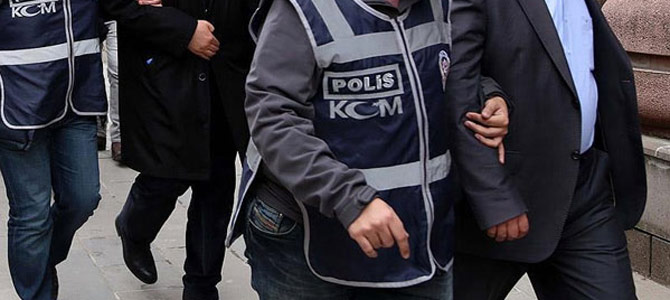 FETÖ'nün "Ege Bölge Sorumlusu" yakalandı