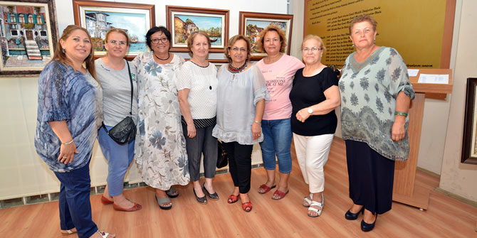 Foça’da ‘Geçmişe Açılan Pencere’ isimli üç boyutlu resim sergisi