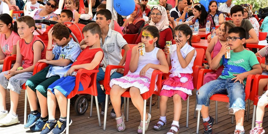 “Biz Dışarıda Her Gün Aç Kalıyoruz”