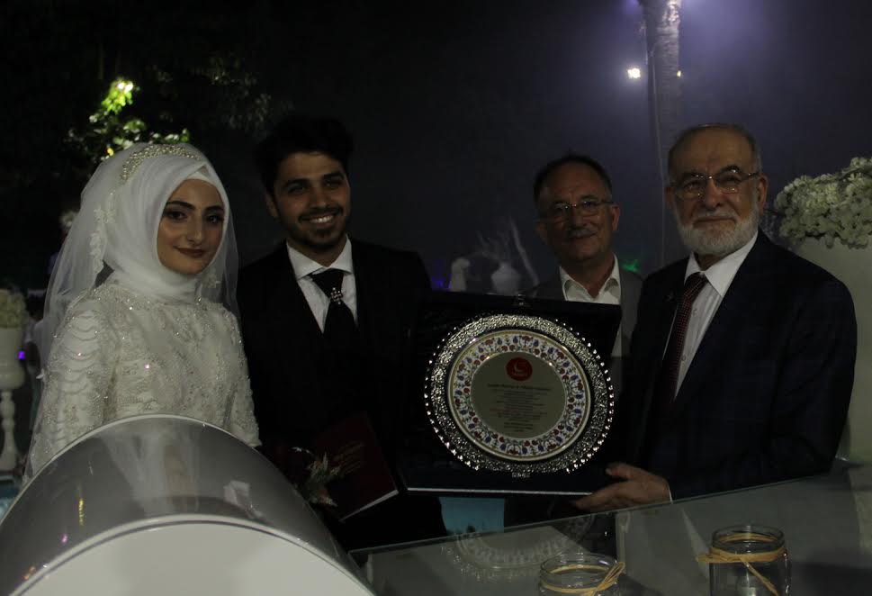 SP Lideri Karamollaoğlu nikâh şahidi oldu