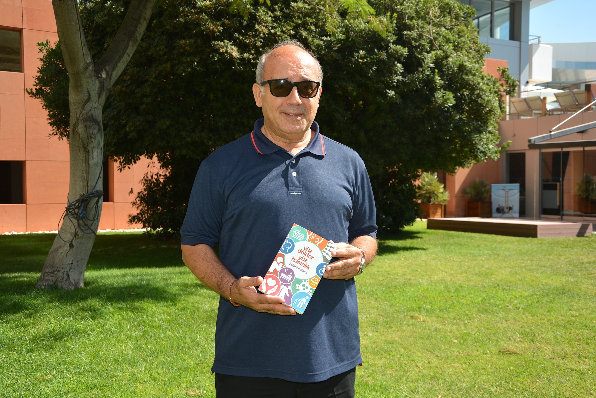 Yüz Doktor Yüz Hastalık raflarda