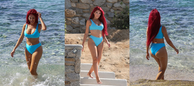 Saçlarını kızıla boyattı