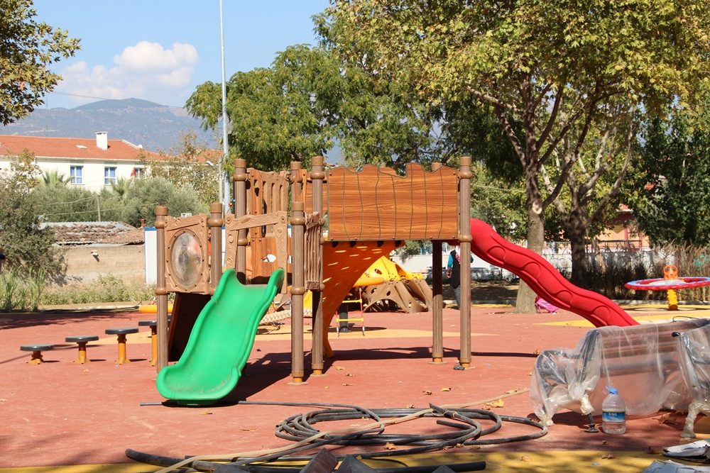 ÖDEMİŞ'TE MACERA PARKI YAKINDA HİZMETİNİZDE