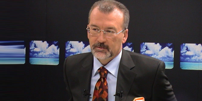 İzmir söyleşi günlerinin konuğu Hulki Cevizoğlu