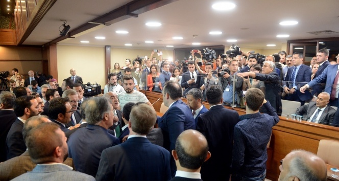 İBB Başkanı ikinci turda da seçilemedi