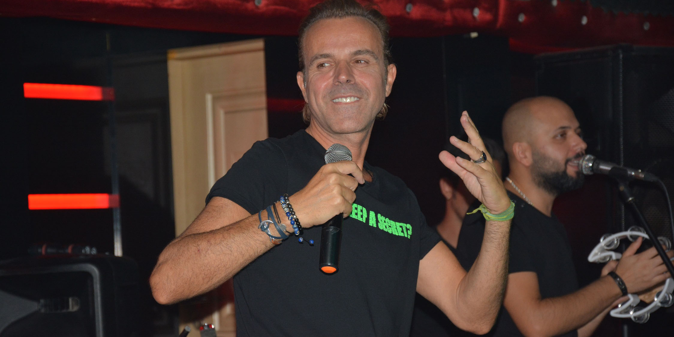 Soner Arıca İstanbulluları Eğlendirdi