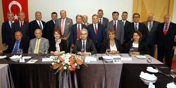 Konsolosluk erkanı Mövenpick'te toplandı