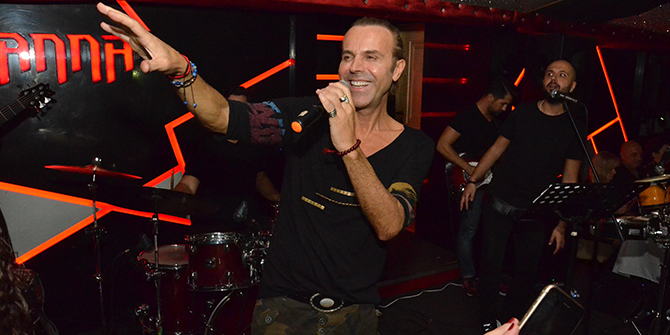 Kamuflaj modasına Soner Arıca uydu