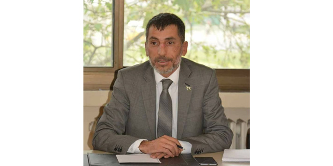 DEMOKRATLARIN GENÇ BAŞKANI YOL AYRIMINDA MI?