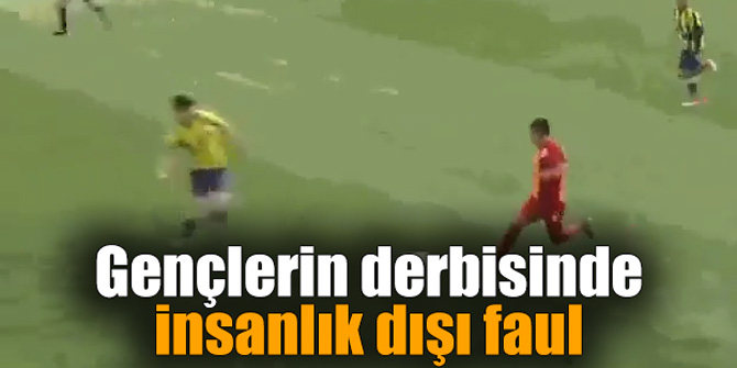 Gençlerin derbisinde insanlık dışı faul