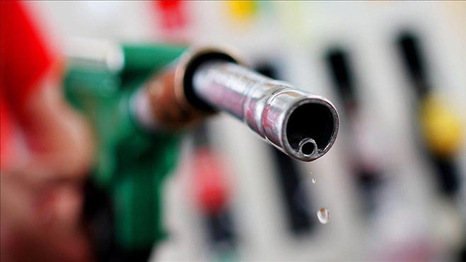 Son Dakika Benzine Zam Geldi!