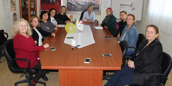 İzmir Bosna Sancak Derneği'nden kadınlara yönelik eğitim