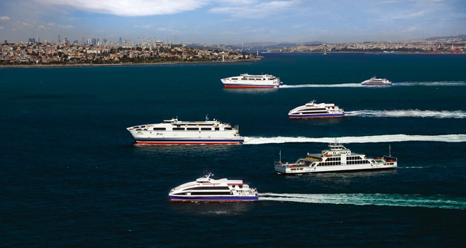 Deniz ulaşımına fırtına engeli!