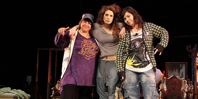 “LEYLA’NIN EVİ” OYUNU TEKRAR İZMİR’DE