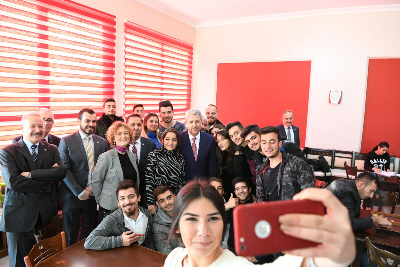 EÜ’nün ilçe kampüsleri kentlerin dinamosu oluyor