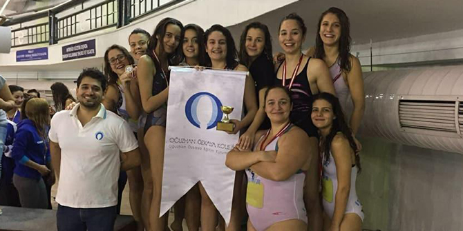 Oğuzhan Özkaya Eğitim Kurumları Spor Klübünün Kupa Sevinci