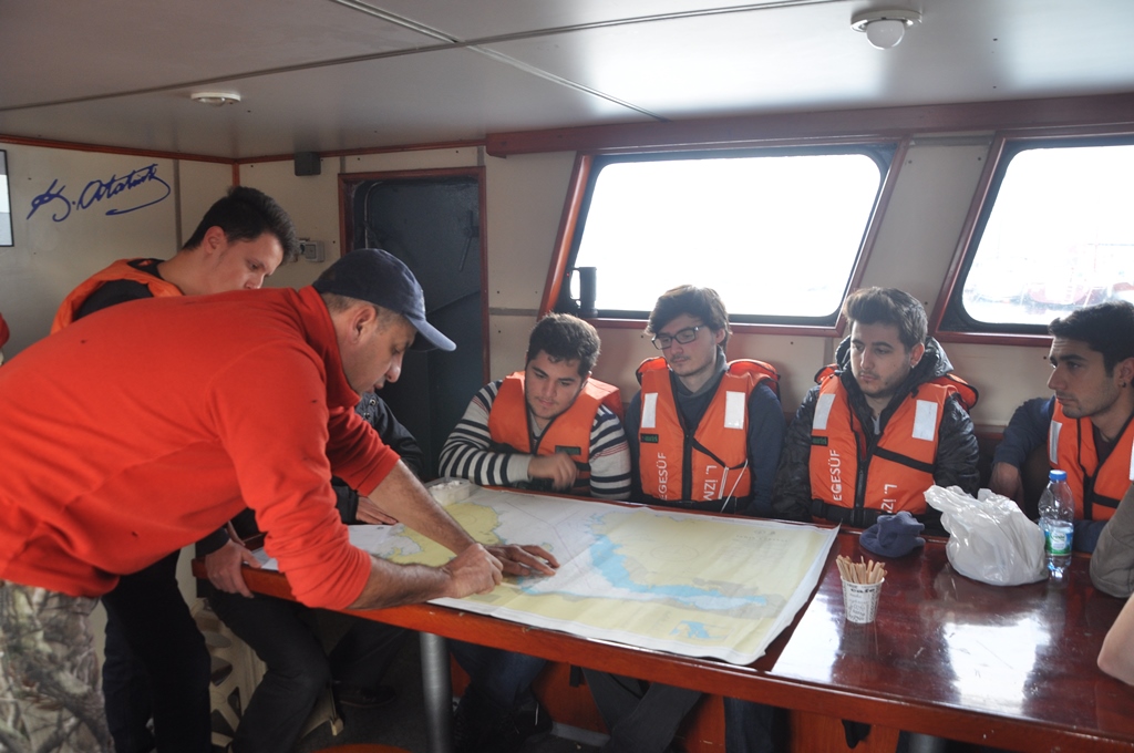 Mesleği, uygulamalı olarak öğreniyorlar