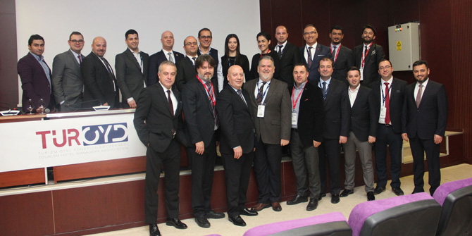 Krizde profesyonel yönetici de işini kaybetti