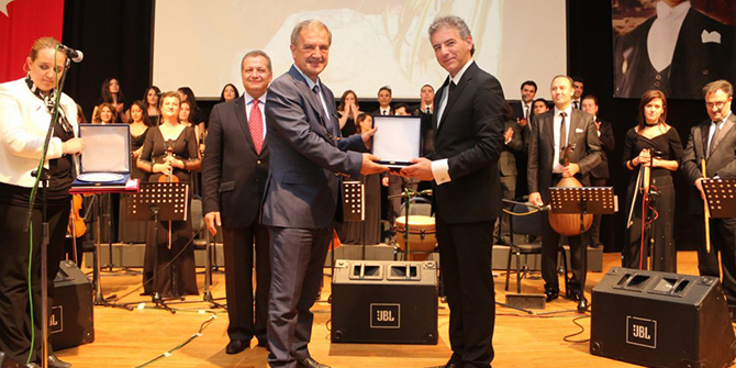 İzmir’in 700 Yılı Gülzâr-ı İzmir ile tekrar canlandı