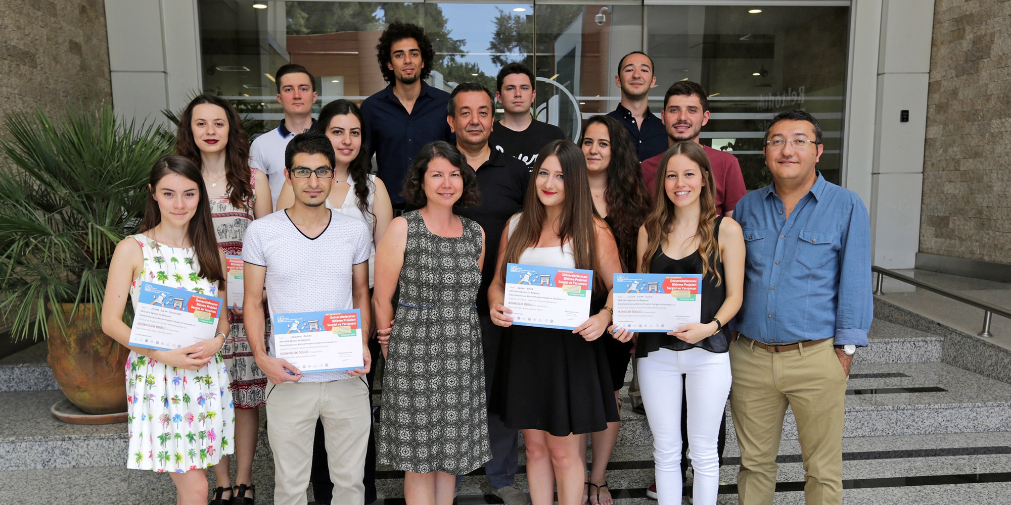 Yaşar Öğrencilerinden Büyük Başarı