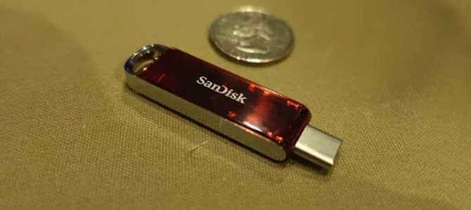 SanDisk, dünyanın en küçük flaş sürücüsünü tanıttı...