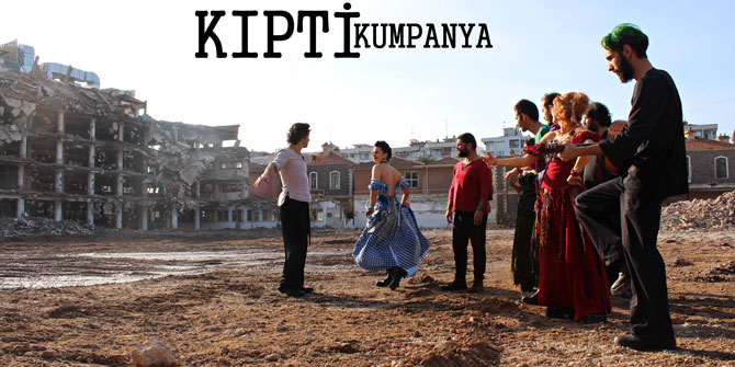 KIPTİ KUMPANYA İZMİR SOKAKLARINDA…