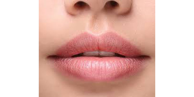 Dolgun Dudak Önemli Mi