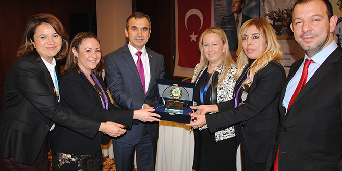 “Dünyanın 5000 yıllık siyasi tarihinde toplam 236 yıl barış yaşandı”