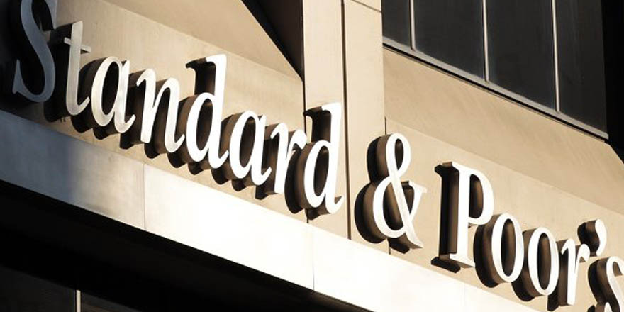 S&P Türkiye'nin Kredi Notunu Düşürdü