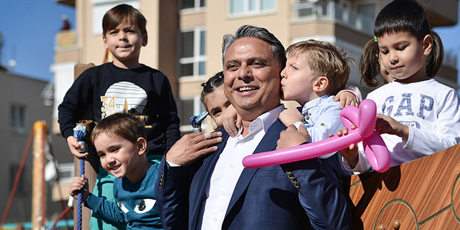 Muratpaşa Belediyesi, “Çocuk olmaya hakkım var” diyor