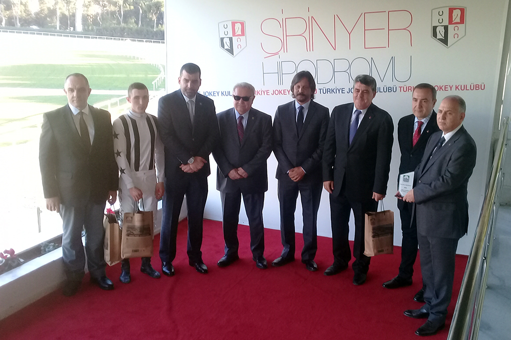 FOÇALI KOŞUSU’NU ‘‘CANÖZGÜ’’ KAZANDI