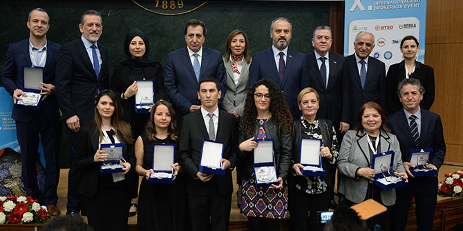 Sun Tekstil Ar-Ge Merkezi İnovasyon Lideri Ödülünü Aldı