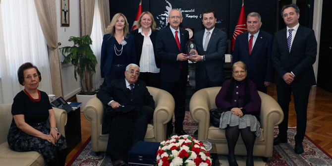 İZDER'den Kılıçdaroğlu'na ziyaret