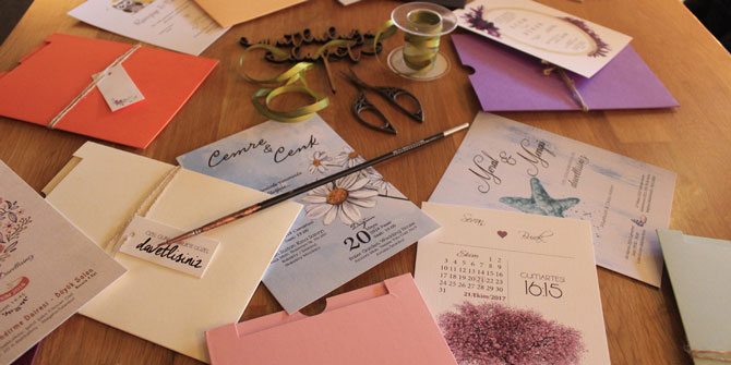 Evlenecek Çiftler Davetiyelerini Kendileri Tasarlıyor