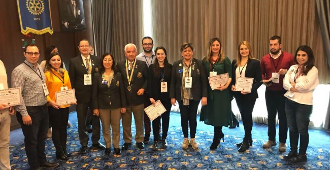 Rotary’nin Yeni Üyeleri Uyum Kampında Bir Araya Geldi