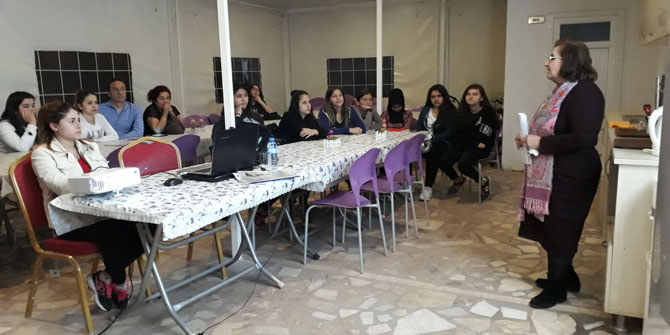 Gençlik Evi’nde eğitim programları