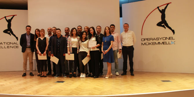 Mükemmellik Ödülü HUGO BOSS İzmir’in oldu