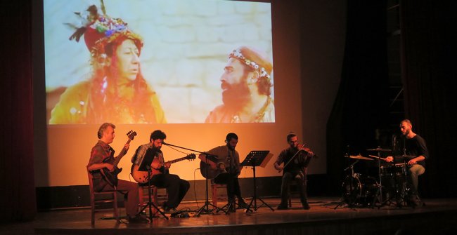 FOÇA'DA FİLM MÜZİKLERİYLE ANILARA YOLCULUK