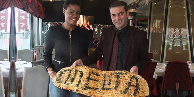 MELİTA İSMİNİN YAZILI OLDUĞU PİDEYİ, MEMLEKETİNE GÖTÜRECEK