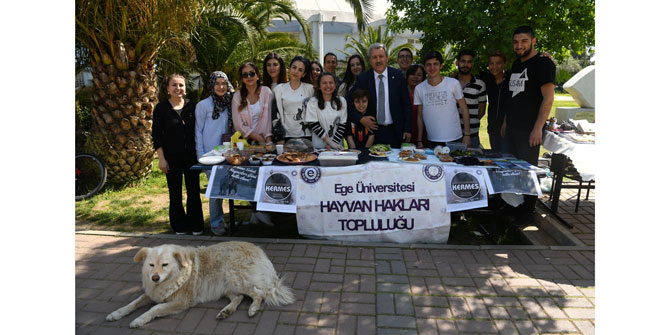 Egeli gençler, can dostları yararına kermes düzenledi